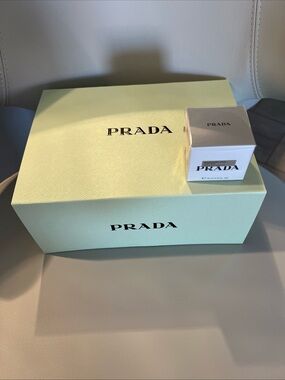PRADA Augmented SKIN CREAM/CREME TRAVEL Purse Size 0.5oz /15 mL  Sealed+Gift Box